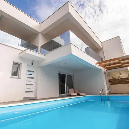 Franko By Interhome Vodice