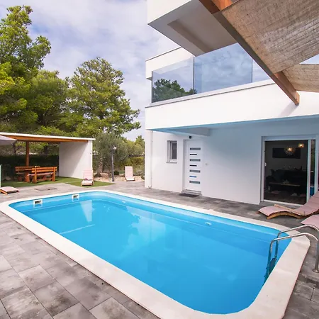Franko By Interhome Casa vacanze